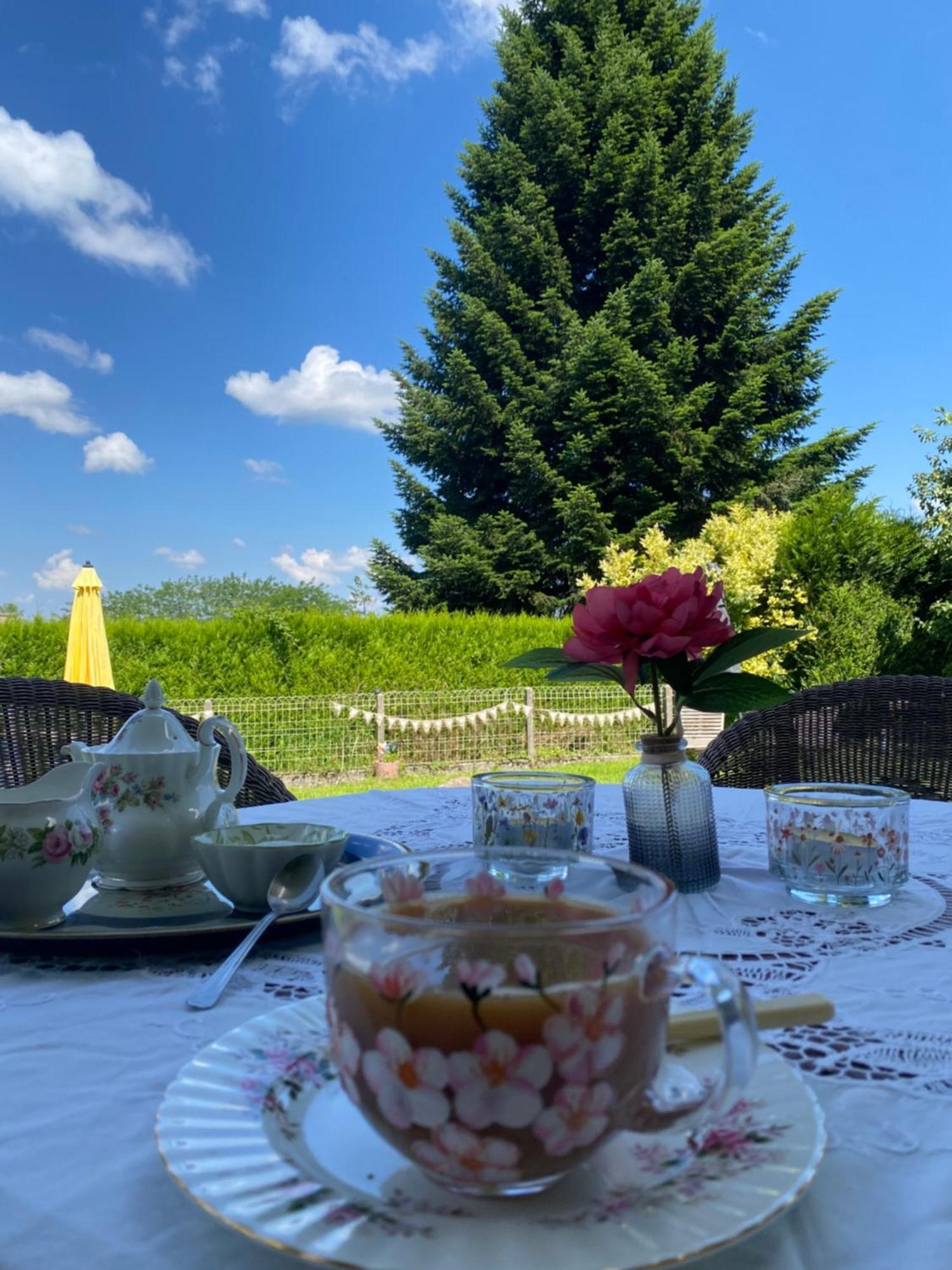 Maison Blanche De Hudson Cussac  外观 照片